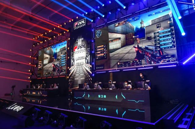 算法下的“概率操纵”：警惕那些看似公平其实步步惊心的非法软件。（当算法玩弄“概率”：提防那些披着公平外衣的违法软件）